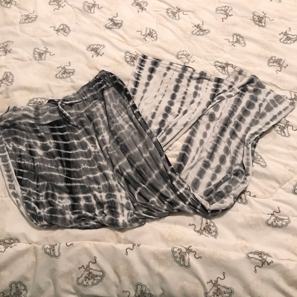 URBAN OUTFITTERS TIE DYE BLACK WHITE PANTS